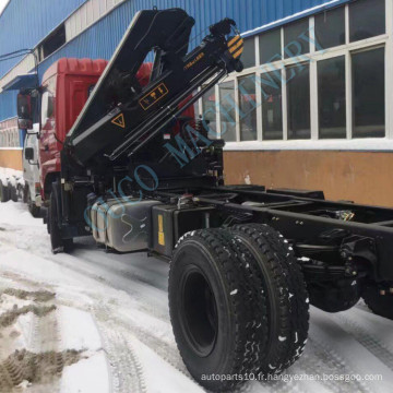 Grue montée sur camion de capacité de levage de 5 tonnes